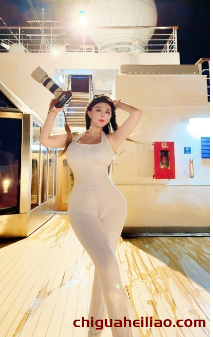 芷仪g宝微博分享生活瞬间,傲人身材获赞无数